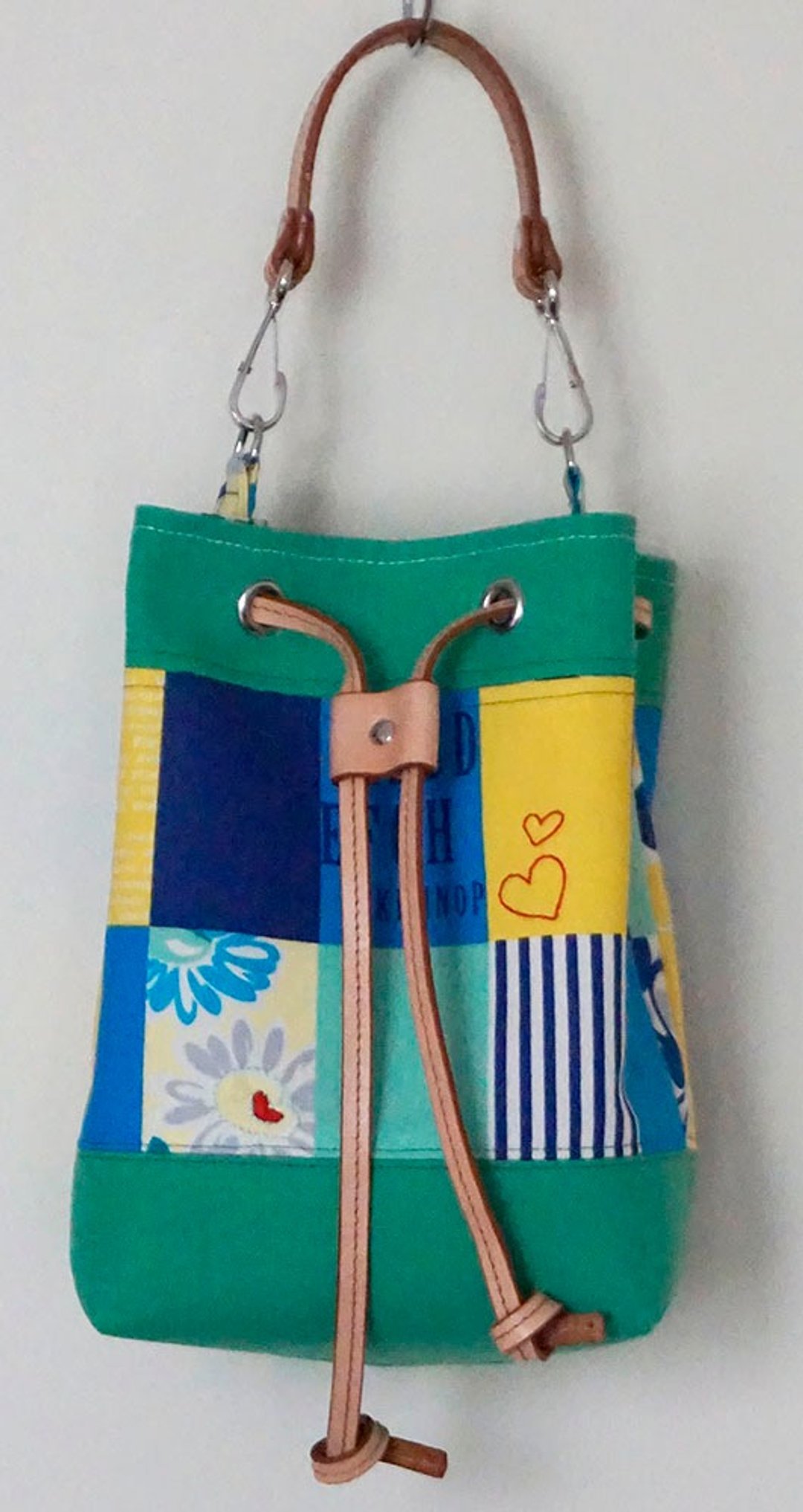 绿色印花刺绣水桶包手拿包束口包 - 束口袋双肩包 - 棉 绿色