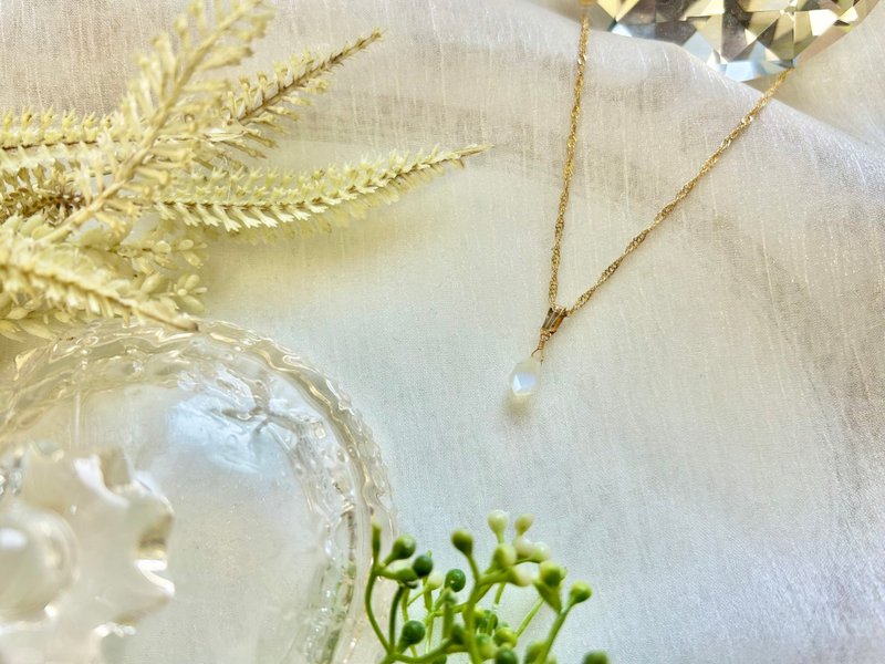 水滴形蓝月光石项链 印度轻珠宝手工珠 蓝月光石项链 月光石 - 项链 - 水晶 金色