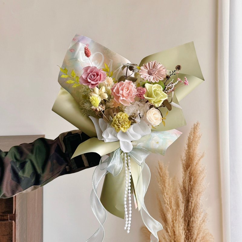 绿野仙踪 永生玫瑰花束 情人节花束 - 干燥花/捧花 - 植物．花 绿色