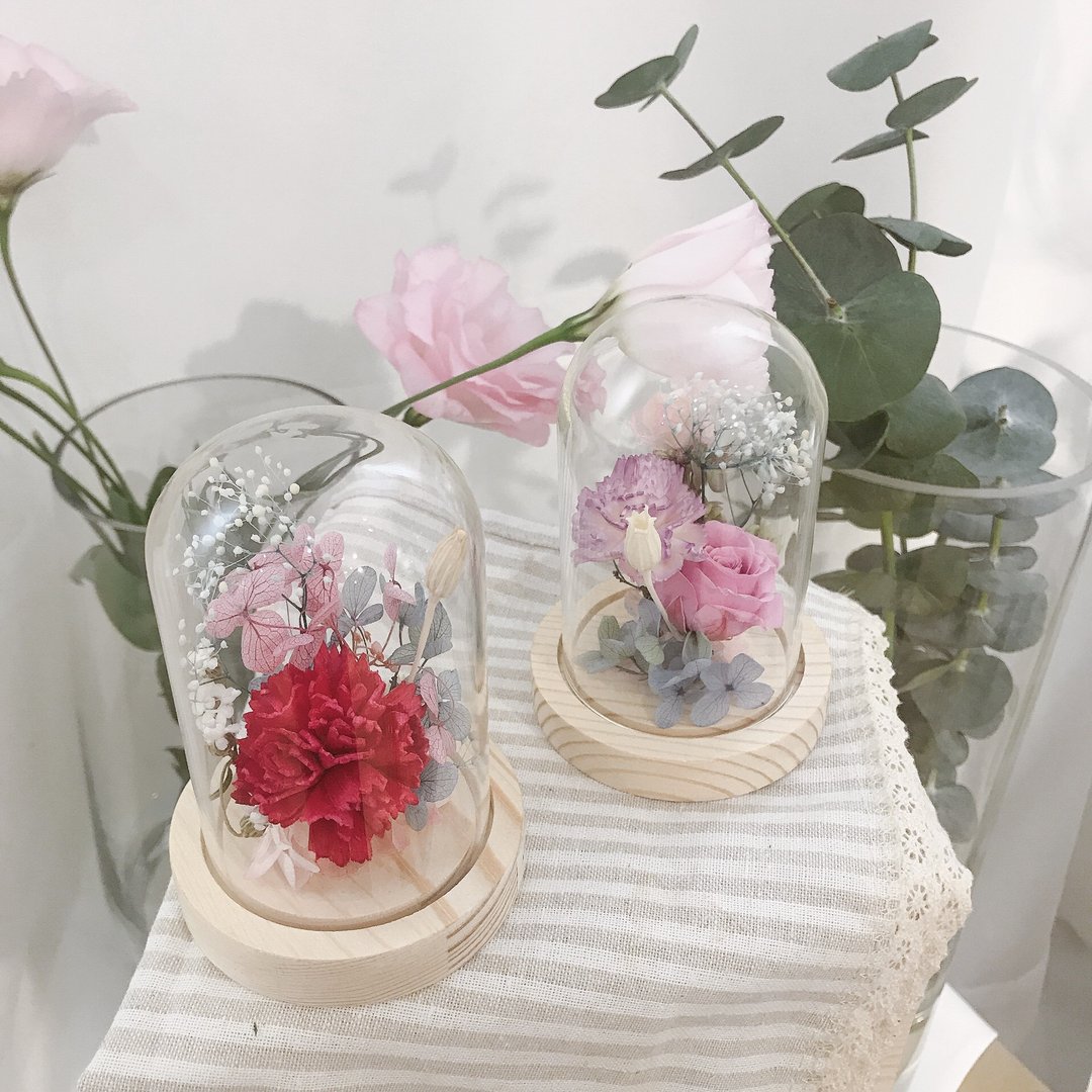 玻璃罩盅/母亲节康乃馨款/定制设计师手写小卡 - 干燥花/捧花 - 植物．花 多色