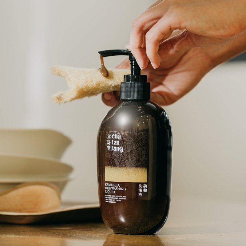 碗盘洗洁液500mL【温和不伤手】洗碗精 奶瓶食器清洗 | 茶籽堂 - 碗盘清洁 - 植物．花 