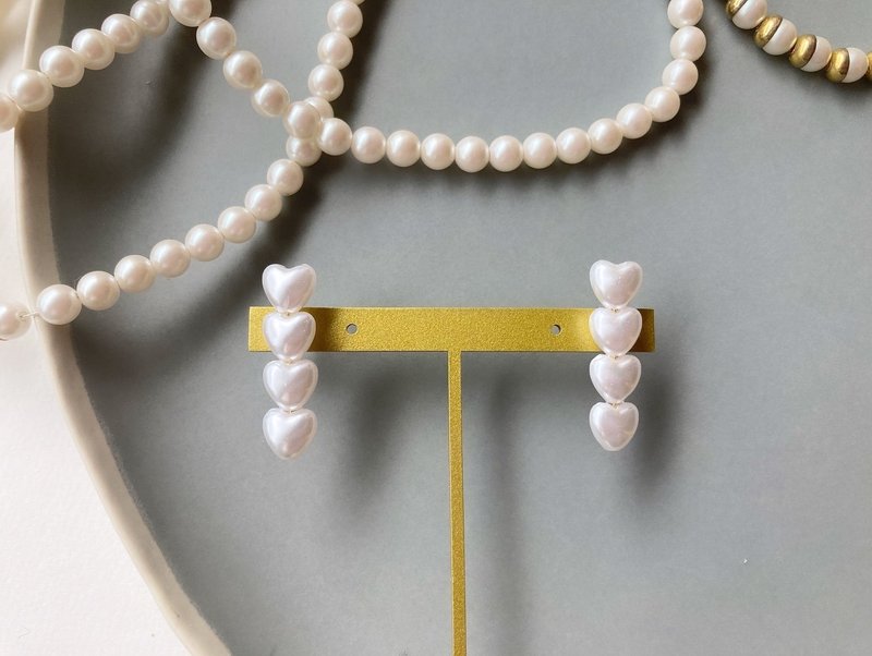 珍珠 / 爱心 / 礼物 Heart pearl ( 4 颗珍珠 ) - 耳环/耳夹 - 珍珠 白色