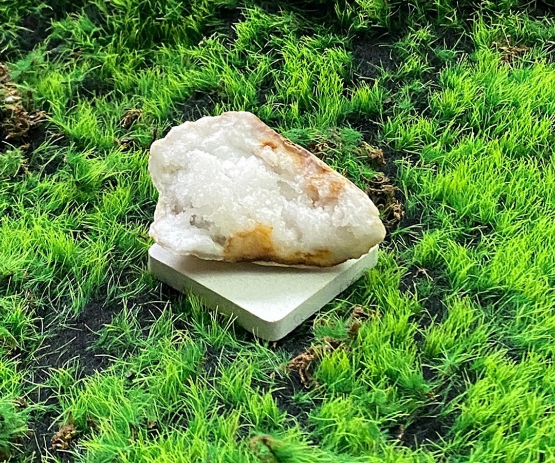 天然原矿可爱冰雪玛瑙白晶簇 消磁净化 疗愈 开运 净化 原矿 - 摆饰 - 水晶 多色