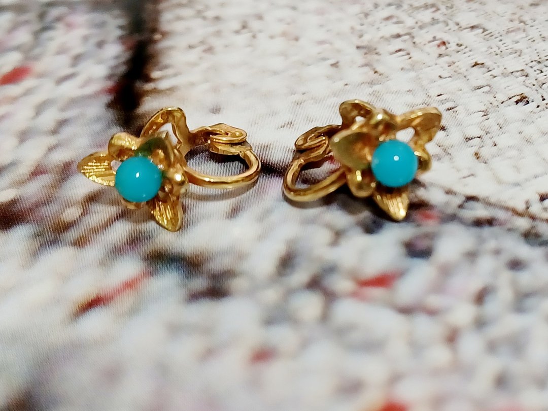 vintage jewelry  古董夹式耳环 金色含珠小耳夹 - 耳环/耳夹 - 其他金属 