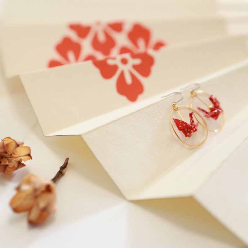 Crane earrings-patternD- - 耳环/耳夹 - 纸 红色
