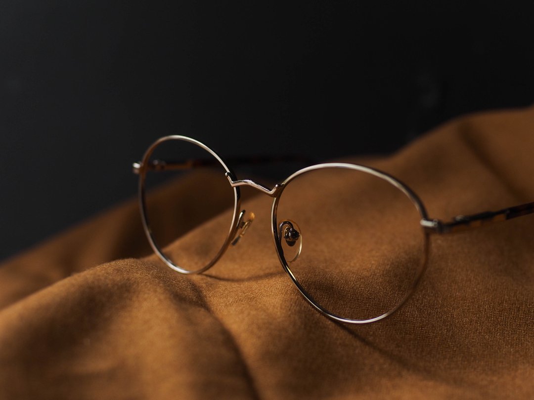 简约皇冠鼻桥圆型框弹簧镜脚眼镜 金框古董复古眼镜Japan/glasses - 眼镜/眼镜框 - 贵金属 金色