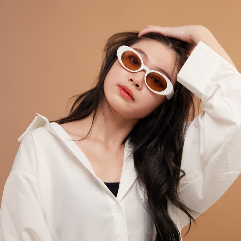 时尚必备Y2K墨镜 │ Friday-白色 - 眼镜/眼镜框 - 环保材料 白色