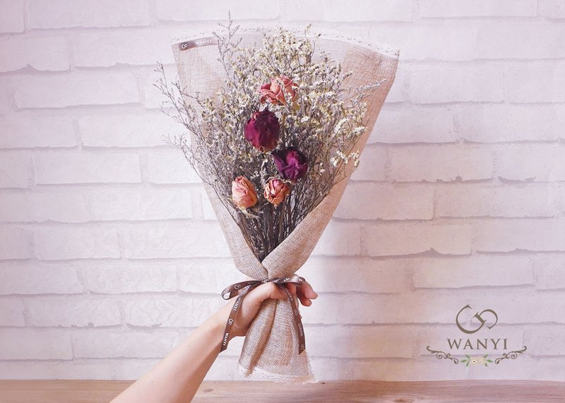 ✿安心的依靠　花束/干燥花/玫瑰/水晶草/情人草 - 植栽/盆栽 - 植物．花 卡其色