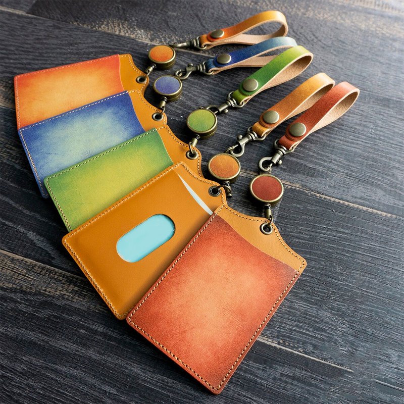 Pass Case [Gradation Leather] Genuine Leather Strap with Reel HO08K - 证件套/卡套 - 真皮 多色