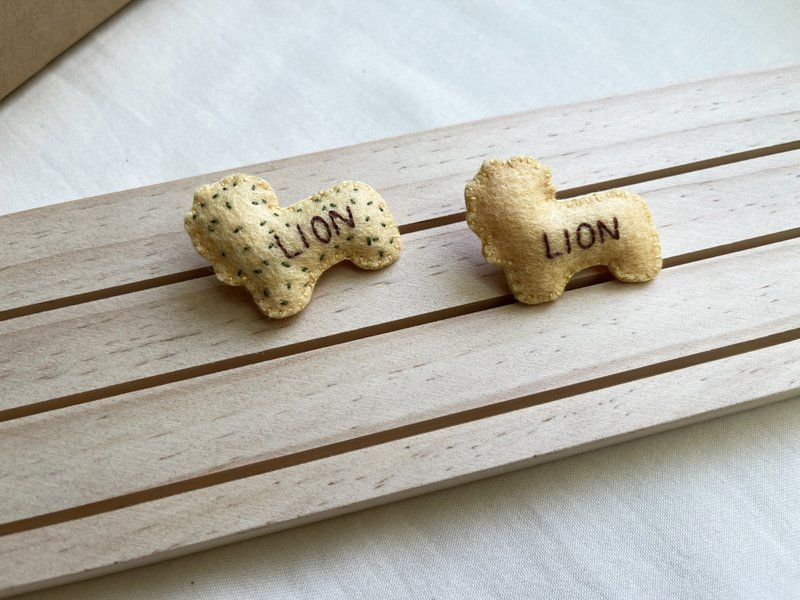 动物饼干不织布胸针 童年回忆系列  可定制 - 徽章/别针 - 棉．麻 黄色