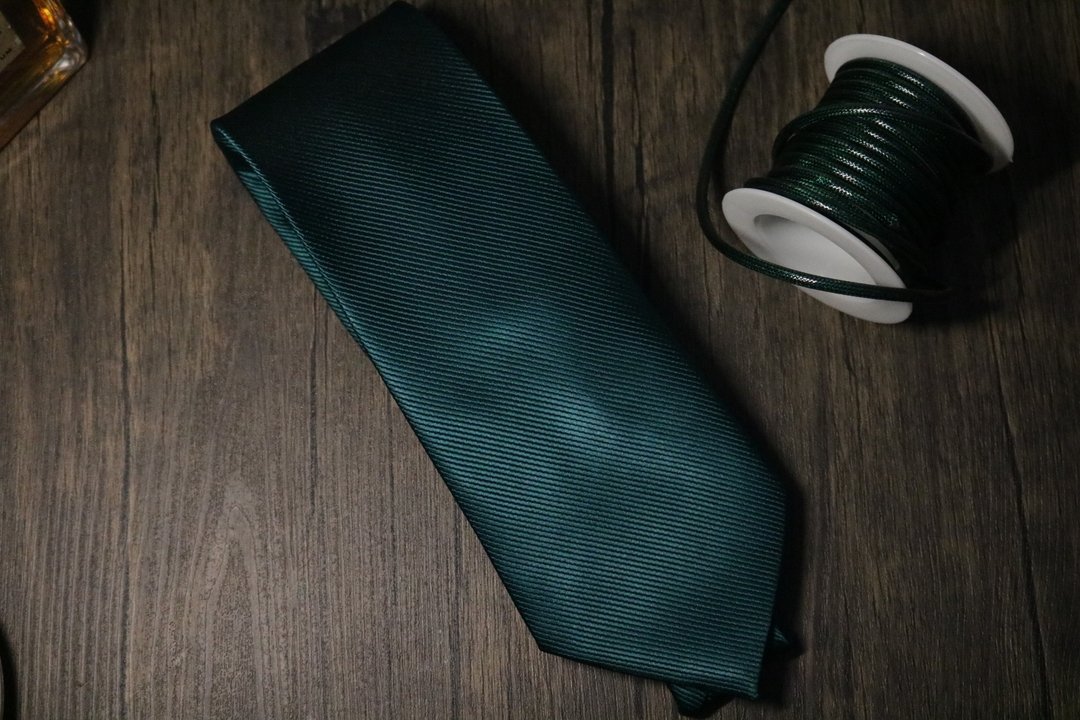 暗绿色真丝领带绅士商务tie礼盒包装 - 领带/领带夹 - 丝．绢 绿色