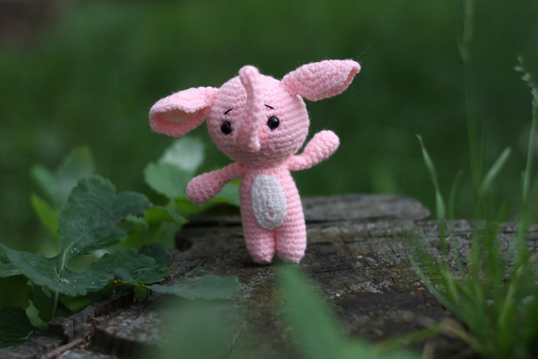Crochet elephant, Crochet elephant 3,5 inch Stuffed toy, elephant toy - 玩具/玩偶 - 羊毛 粉红色