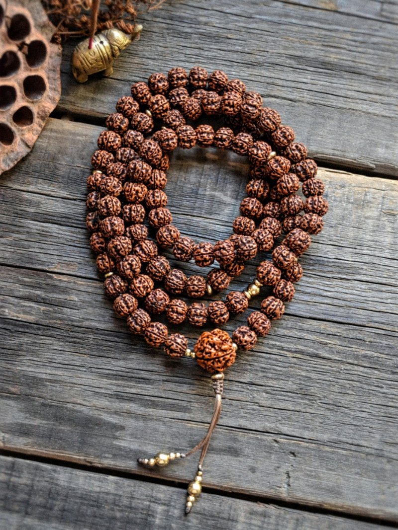 Rudraksha 108 Mala 与古鲁珠用于冥想 - 项链 - 木头 咖啡色