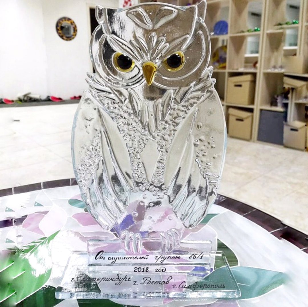 Money owl glass figurine - fused glass animals statuette - art glass statuette - 玩偶/公仔 - 玻璃 透明
