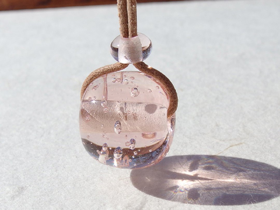 气泡珠玻璃 (Awa-dama)【樱花】项链【可选小型尺寸】【可选饰绳种类】【接单订制】 - 项链 - 玻璃 粉红色