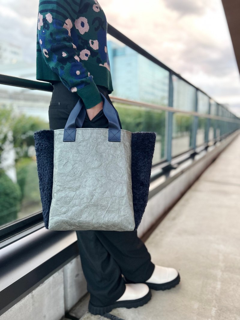 【东京直送】意大利制羊羔绒/深海蓝 特殊材质 环保托特包 olive gray / M - 手提包/手提袋 - 防水材质 绿色