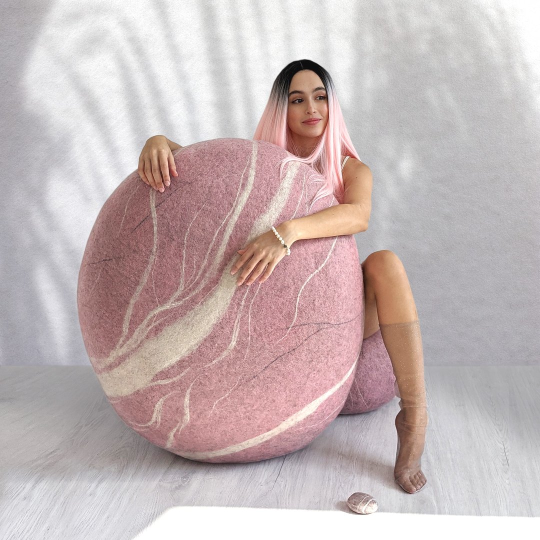 Wool stone pouf ottoman, floor cushion – Pink Dream Model - 枕头/抱枕 - 羊毛 粉红色