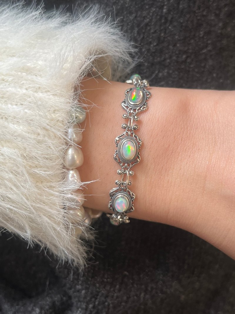 古典花边。S925 纯银 蛋白石 欧泊 手链 复古 多颗欧泊 手链 - 手链/手环 - 纯银 多色