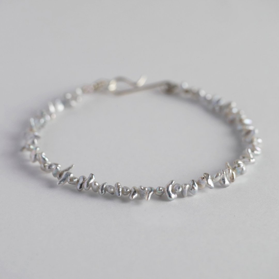 Precious Akoya Keshi Pearl Bracelet　tip shape - 手链/手环 - 宝石 白色