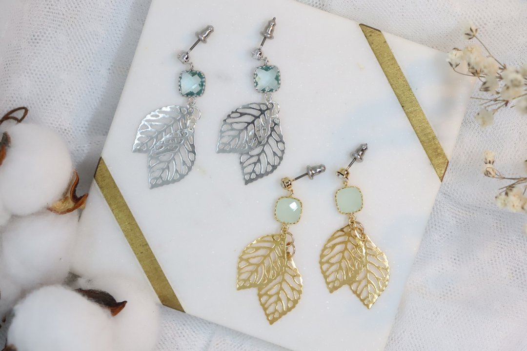 Gold and Silver Colour Filigree Leaf & Cubic Zirconia Titanium Post Earring - 耳环/耳夹 - 水晶 