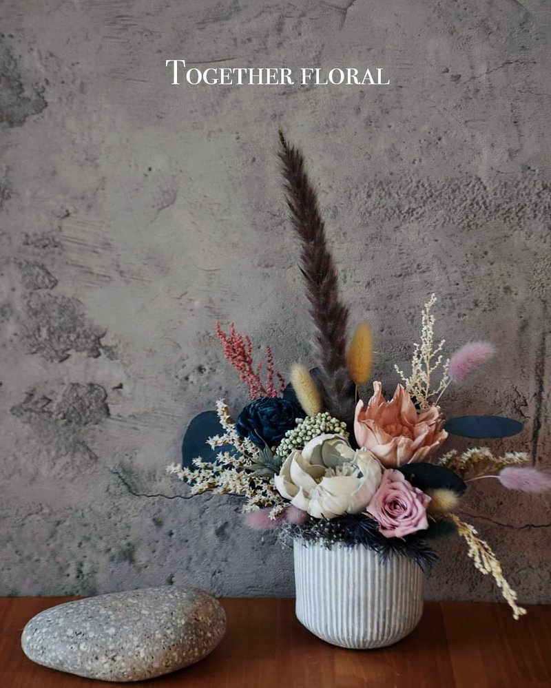 盆花/冷色系永生玫瑰索拉花 - 干燥花/捧花 - 植物．花 