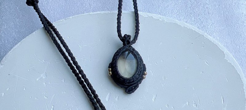 **光域之心**黄水晶 手工蜡线编织项链 - 项链 - 宝石 黄色