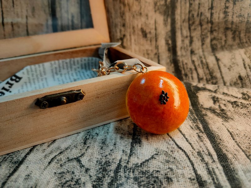 日式红豆甜面包钥匙圈 - 钥匙链/钥匙包 - 粘土 黄色