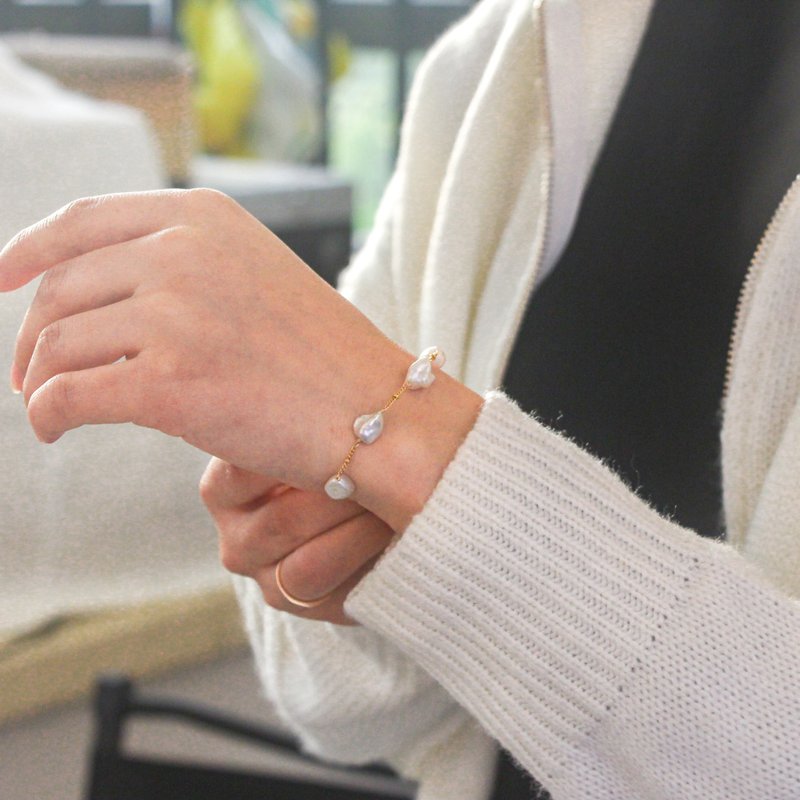 14Kgf手工巴洛克珍珠豆豆手链 磁扣设计 - 手链/手环 - 珍珠 白色