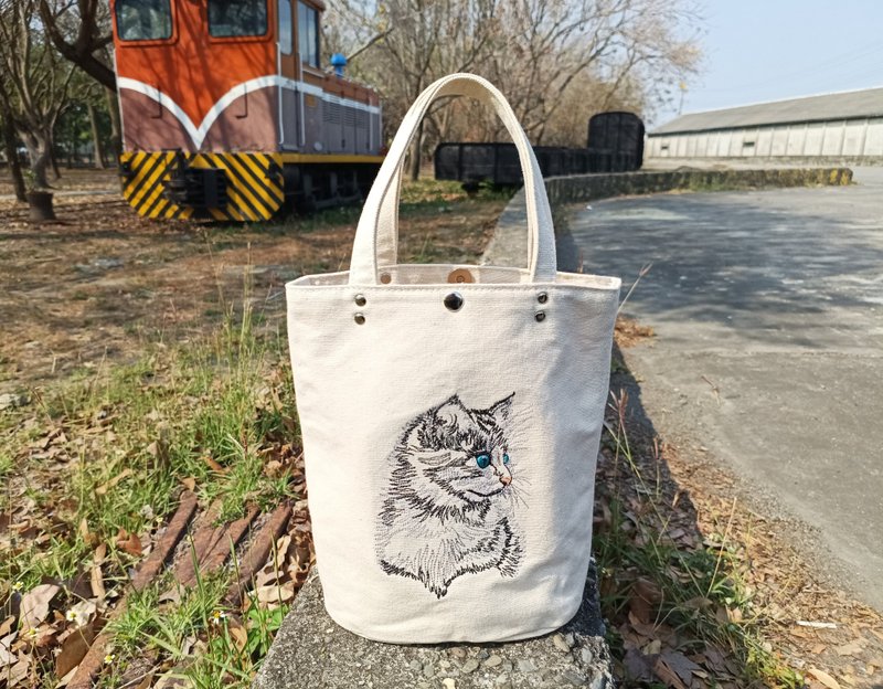猫 刺绣 小提袋  胚布袋 手提袋 - 手提包/手提袋 - 棉．麻 