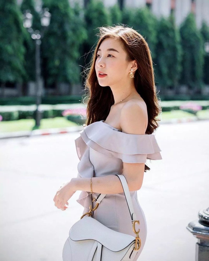 Amelia Dress | Strapless Dress Knee Length Casual Sweety design Classy Looks - 洋装/连衣裙 - 其他材质 银色