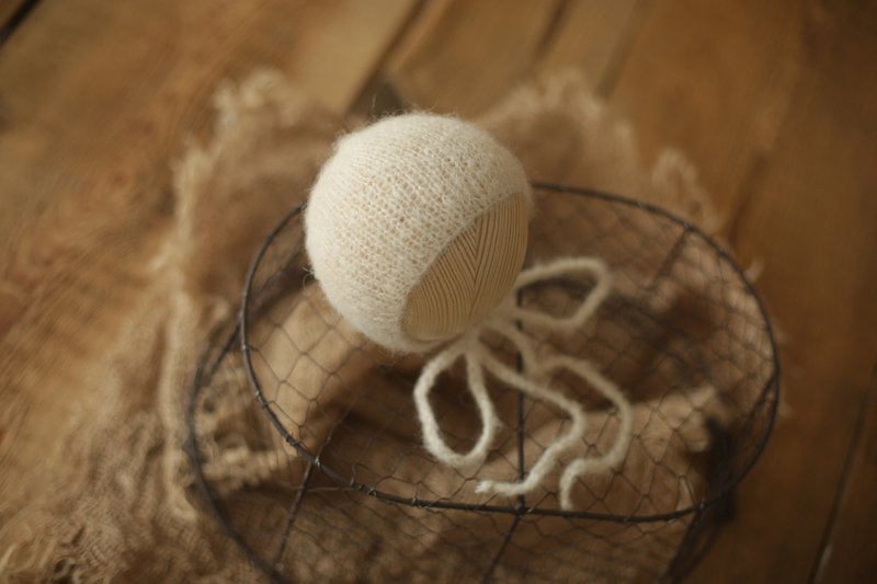 Newborn bonnet, newborn photography props girl, knit alpaca baby bonnet - 婴儿饰品 - 羊毛 绿色