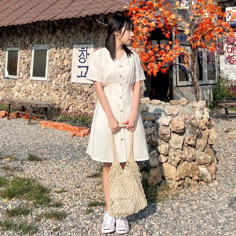 V-neck dress will tell you that the shape is very cute - 洋装/连衣裙 - 棉．麻 