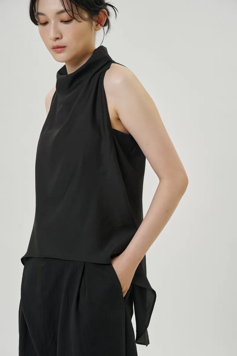 高领无袖飘逸衫 - 女装背心 - 其他人造纤维 黑色