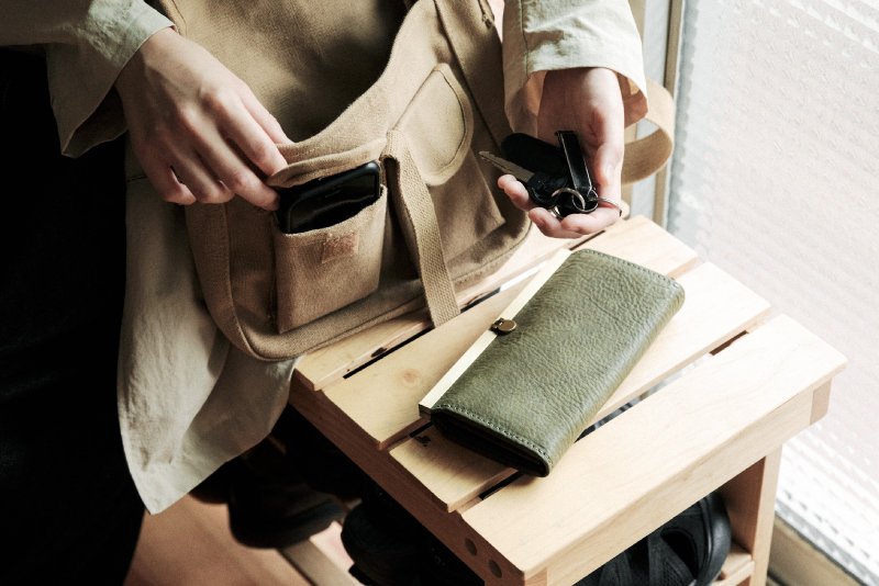 海松绿口金长夹丨意大利摔软植鞣牛皮丨女用钱包丨母亲节礼物 - 皮夹/钱包 - 真皮 绿色
