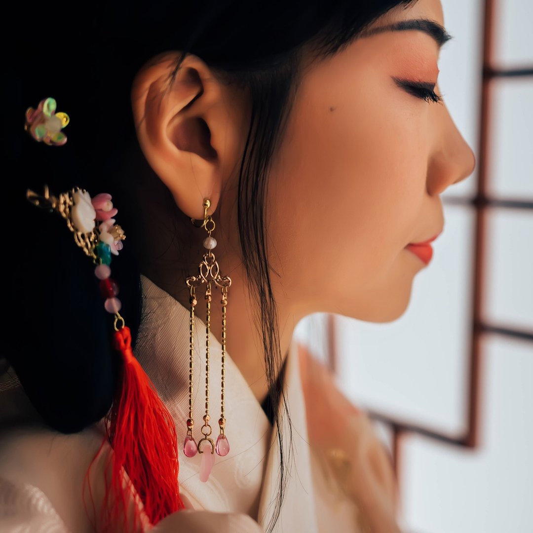 天芳耳环(共8色)- 电视剧(看见缘份的少女)戏剧同款 - 耳环/耳夹 - 铜/黄铜 绿色