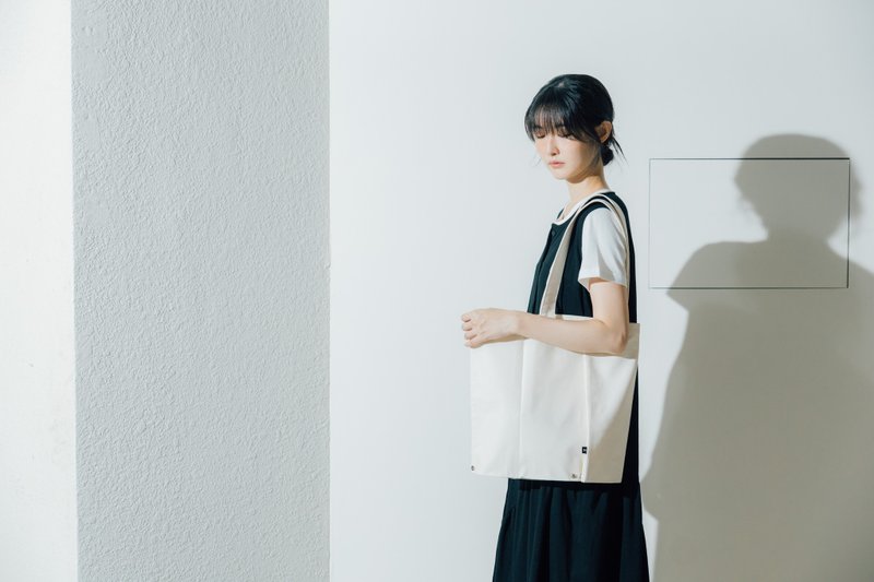 多功能收折托特包 Organic Cotton & Recycle - 手提包/手提袋 - 棉．麻 白色