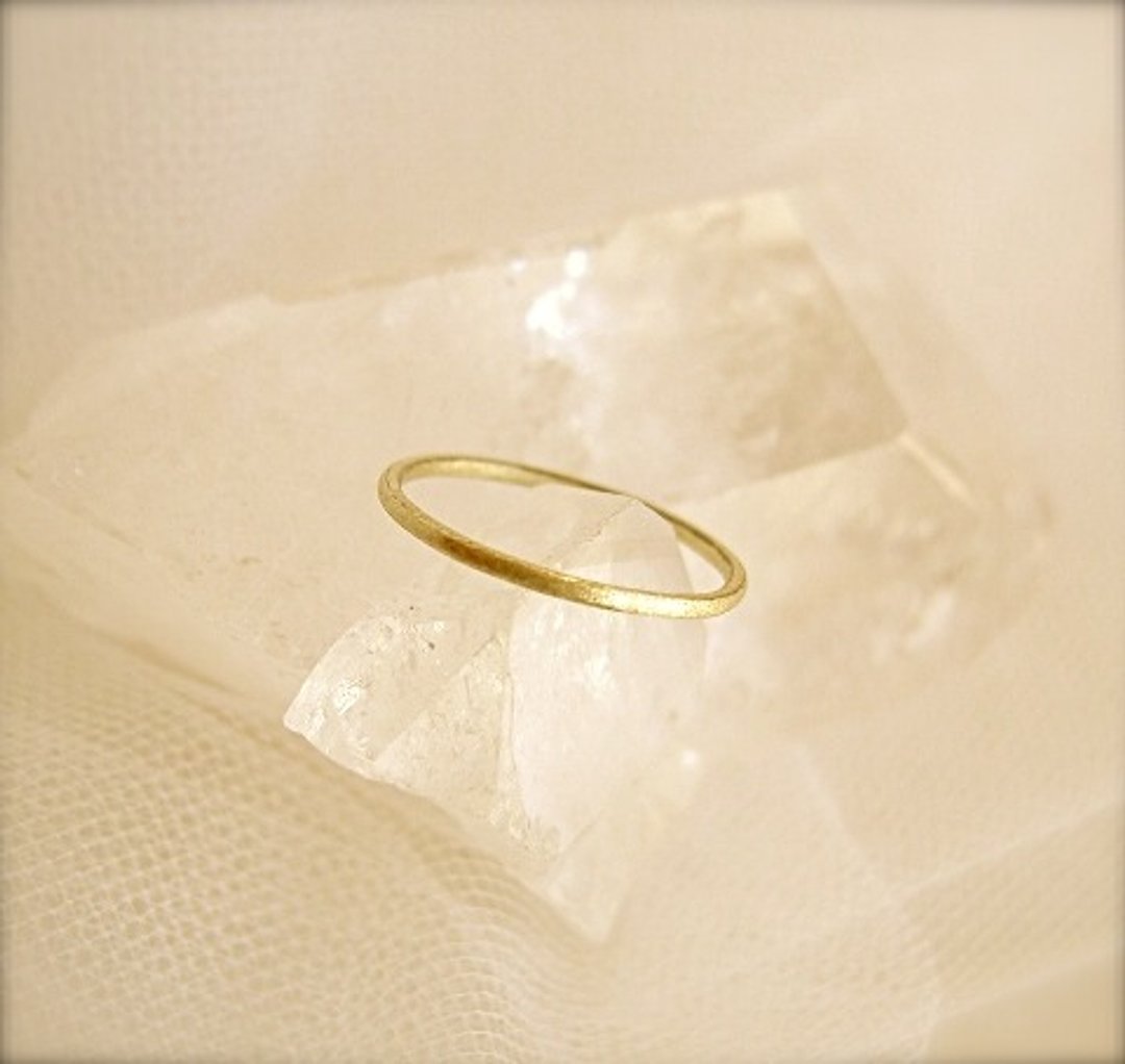 Plain ring matte finish - 戒指 - 其他金属 金色