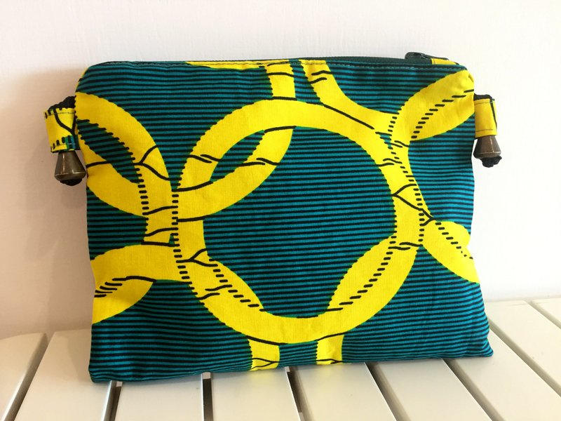 【热恋非洲】非洲花布侧背包-森林之心 - 侧背包/斜挎包 - 棉．麻 