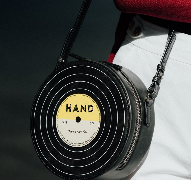 2色 礼物 复古 唱片款 文青少女 小圆包 斜背包 - 黑/青 黑/蓝 - 侧背包/斜挎包 - 其他材质 多色