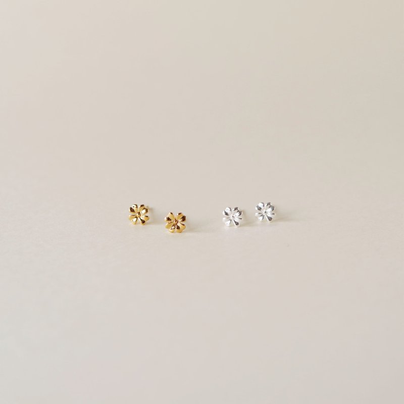 SV925 三叶草耳针 - 耳环/耳夹 - 其他金属 多色