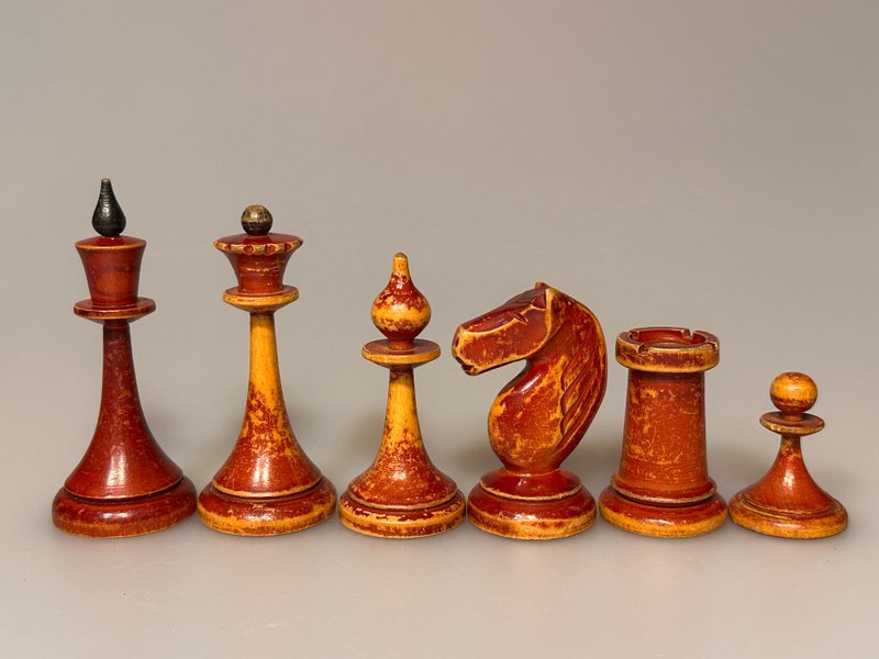 拉脱维亚/摩洛哥国际象棋套装 1950 年至 1953 年 - 桌游/玩具 - 木头 橘色