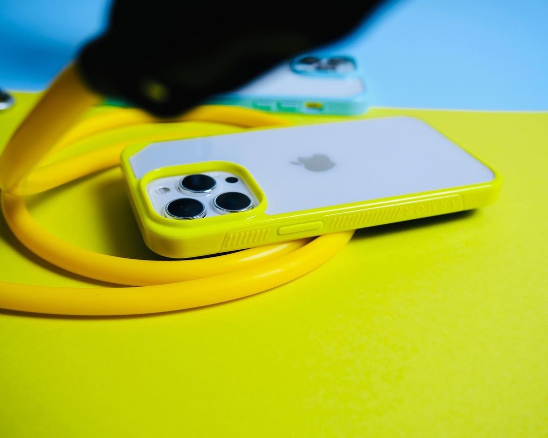 ARMOR iPhone 13 Signature 系列电话保护壳_萤光黄/橙带 - 手机壳/手机套 - 其他材质 