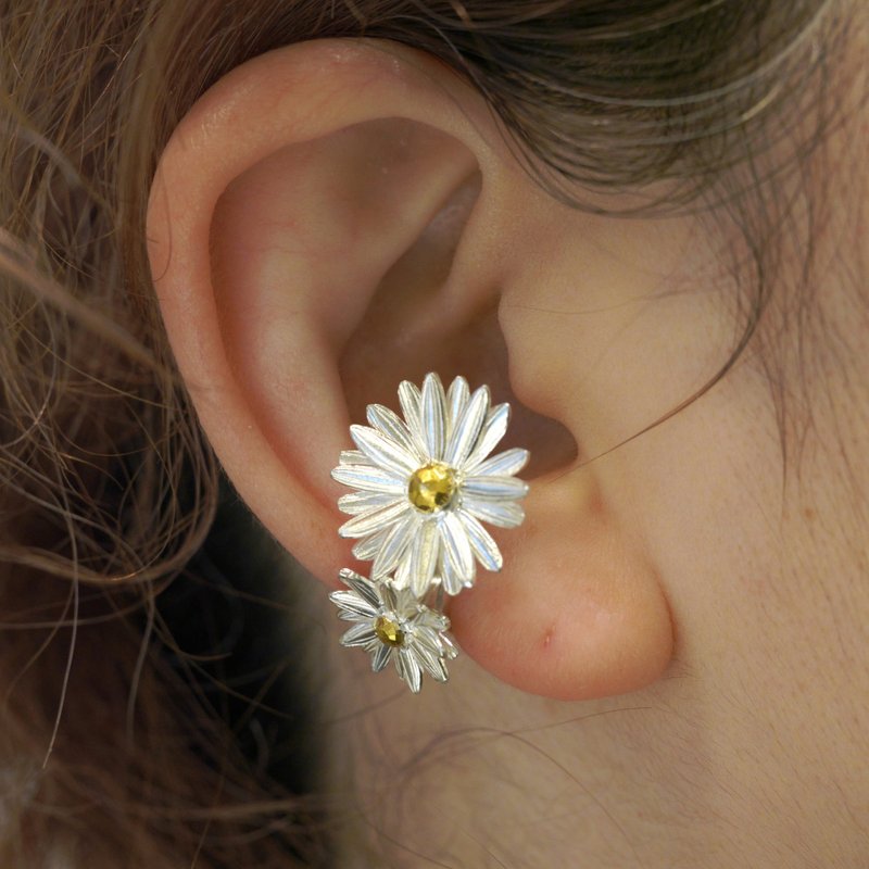 雏菊耳骨夹 - 耳环/耳夹 - 纯银 