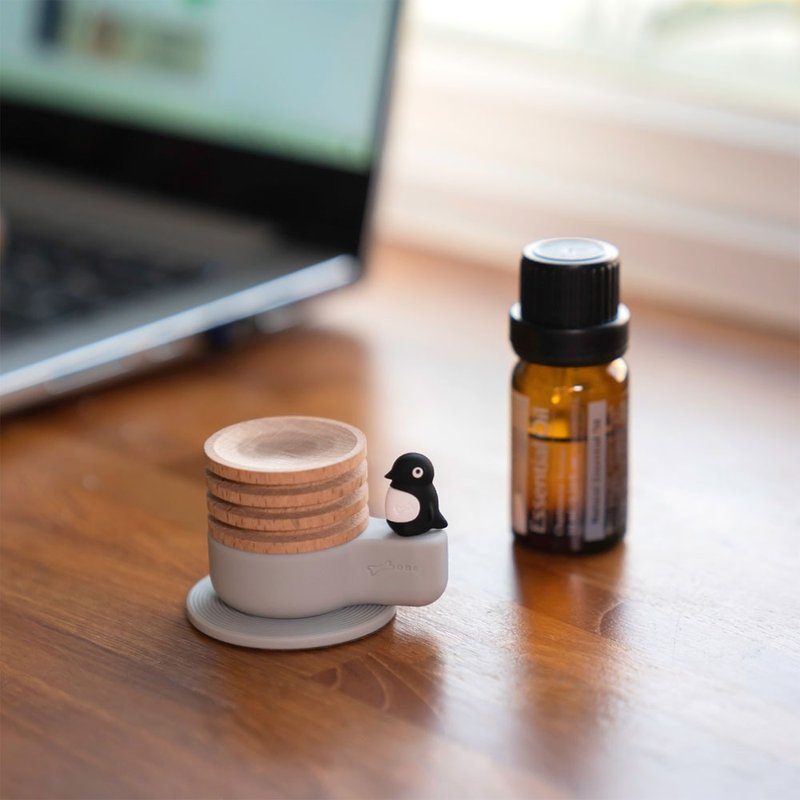 Bone 蹦克 / 迷你公仔扩香台 情人节礼物 周年礼物 - 香薰/精油/线香 - 木头 多色