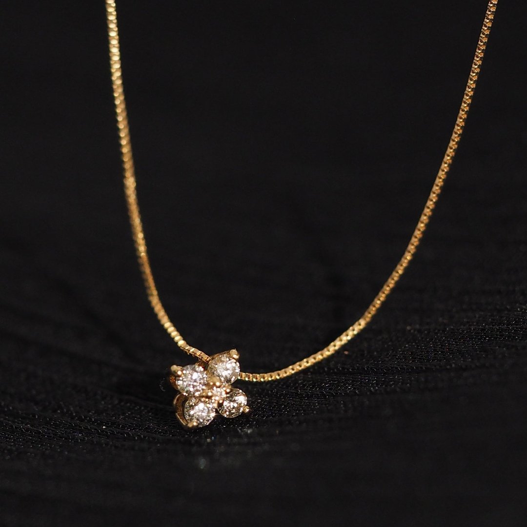 18K金钻石三叶草项链 18K Gold The Diamond Clover Necklace - 项链 - 贵金属 