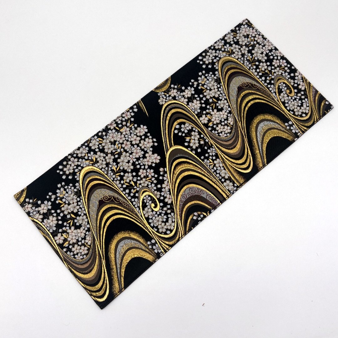 A stylish table mat rug with a Japanese pattern made from Kyoto Nishijin-ori fabric. - 其他 - 聚酯纤维 黑色