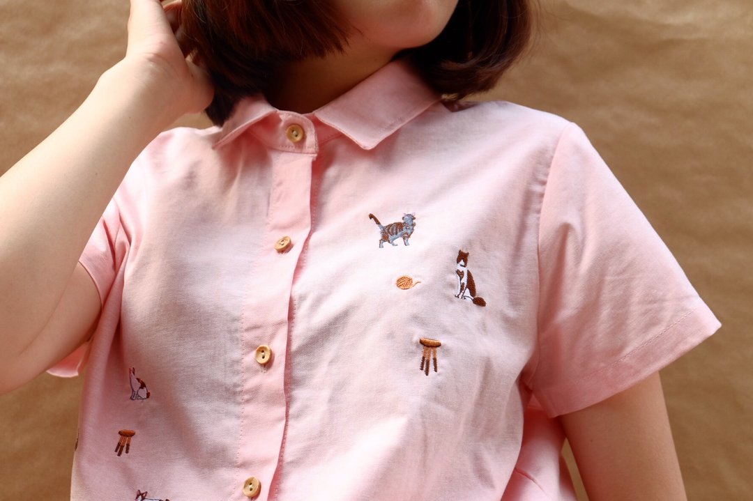Cat Party Shirt : Baby Pink - 女装上衣 - 绣线 粉红色