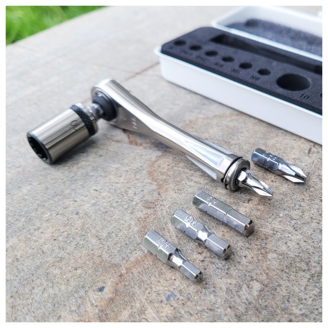 随车工具组 手工具组 随身工具组 交换礼物 - 零件/散装材料/工具 - 其他金属 多色