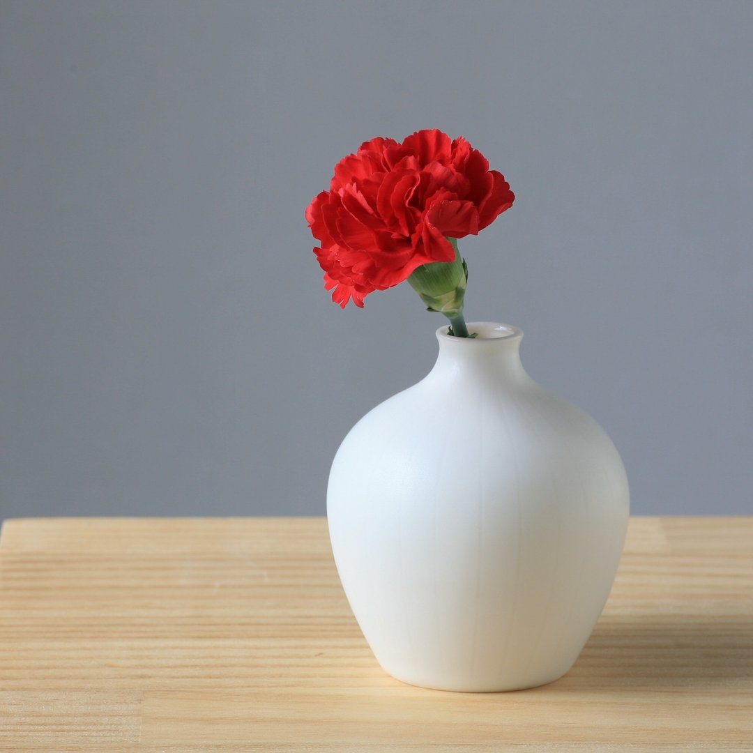 白色瓷器手工花瓶 日本制 - 花瓶/陶器 - 瓷 白色