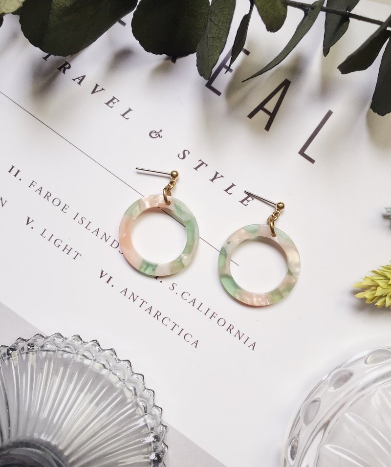 La Don - 石纹圈圈 - 橘绿    耳针/耳夹 - 耳环/耳夹 - 树脂 绿色